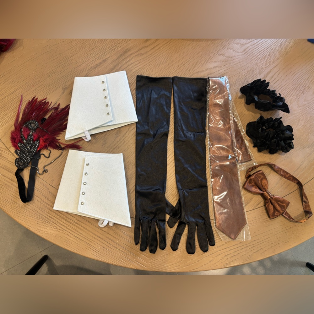1920s Men and Women Hair, gloves, and Accessories Set - Black, Red, White, Brown